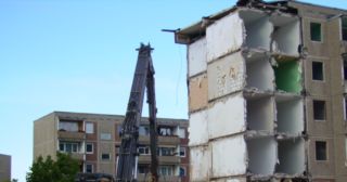 Демонтаж 5 этажного дома Назарово, цена от 3696 руб.