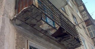 Демонтаж балкона Назарово, цена от 2968 руб.