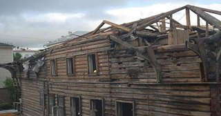 Демонтаж деревянных конструкций в Назарово - расценки от 1042 рублей - Сварной-Нрв